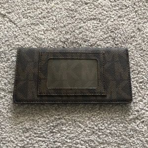 MICHAEL KORS wallet / check book cover